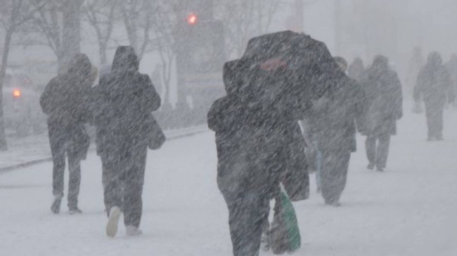 Cod galben de precipitaţii puternice: În nordul şi centrul ţării se aşteaptă ninsori