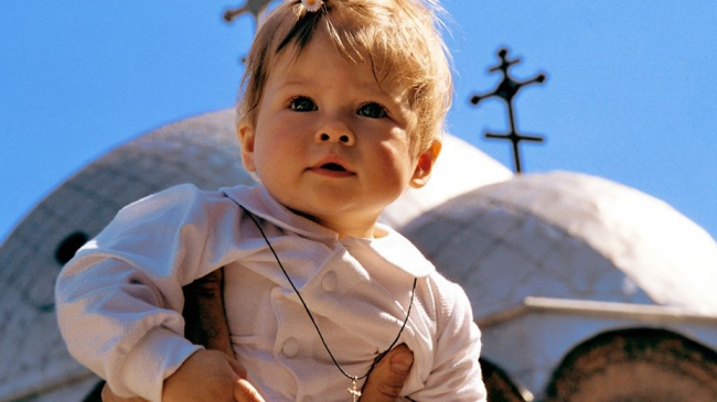 Astăzi este Sfântul Simeon și Prorociţa Ana, ziua protectorilor bebelușilor