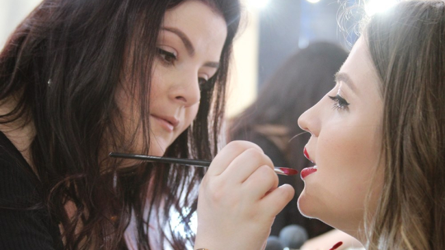 Dika Cheptine și-a lansat propriul studiou de make-up