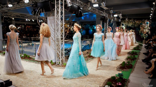 Moda autohtonă a „triumfat” la Moldova Fashion Days 2018 (FOTO)