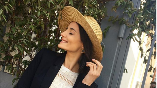 Lilu face furori pe Instagram cu o bluză de 50 de lei. E adorabilă!