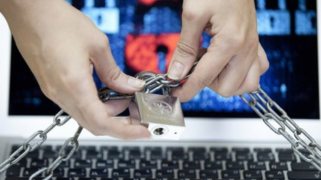 YouTube, acuzat că ar colecta ilegal date despre copii: „Google profită din plin”