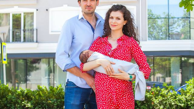 Stela Mikșanski a dezvăluit numele fetiței sale