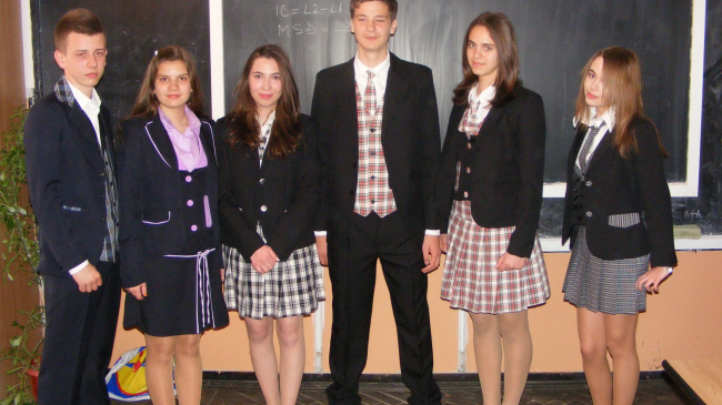 Более 80% родителей поддерживают введение школьной формы в Молдове