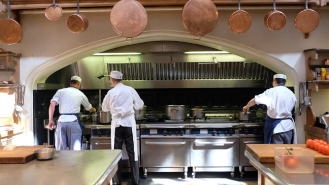 Ce bucate conţine meniul de la nunta prinţului Harry cu Meghan Markle