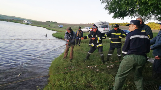 Трое детей утонули в одном из озер Оргеевского района