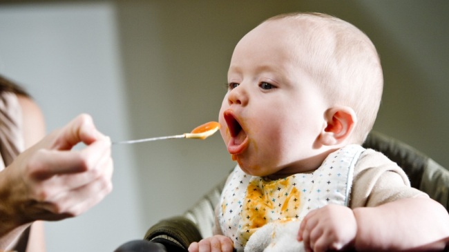 Primul meu terci. Sfaturi pentru o alimentație sănătoasă