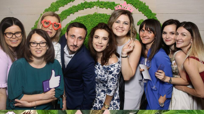 Cum s-au distrat mămicile la Ask a Mom Green Party