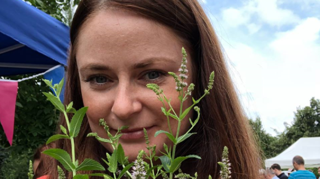 10 „secrete” simple cum să renunţi la plastic de la Dina Zaiaț