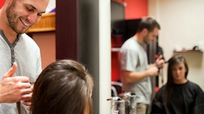 В какой день недели лучше всего стричься