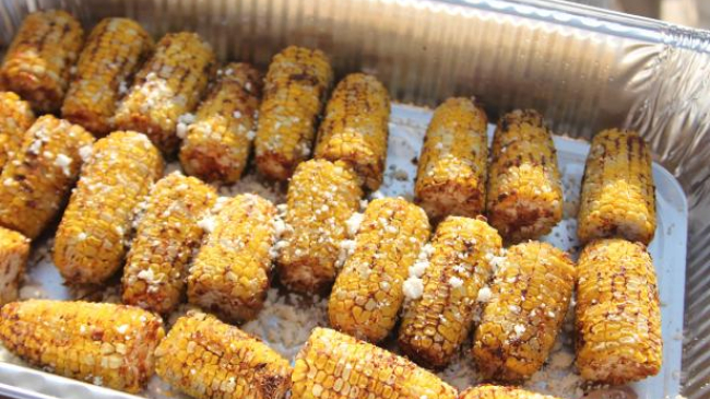 Дорогу кукурузе: 5 рецептов блюд с самым солнечным злаком