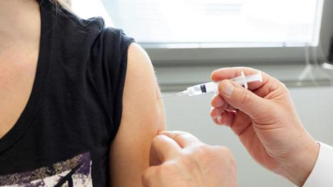 Copiii nevaccinați vor putea merge la școală