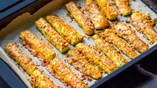 Crochete de dovlecei din 4 ingrediente