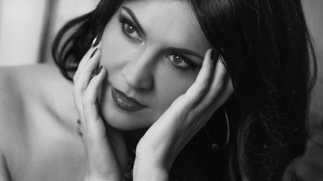 Surprize muzicale de la Larisa Busuioc. Află ce pregătește!