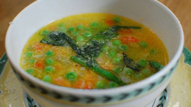 Ministrone cu orez de la Iulia Vîsoțki