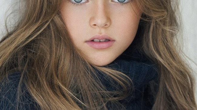 9-летнюю российскую модель обвиняют в чрезмерной сексуальности