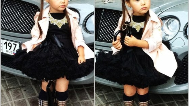 Стиль звездных детей: самые модные образы трехлетней дочери Джигана