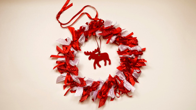 Simple Hand Made Christmas wreath- o coroană simplă de Relevelion de la Olga Baiciurina