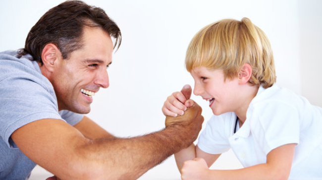 Rolul tatălui în educația fiului: tații și băieții