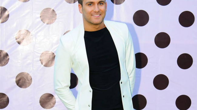 Ionel Istrati primeşte scrisori incitante pe email! Iată ce a făcut o fană de dragul lui