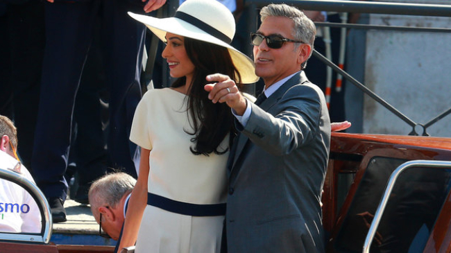 Жена Джорджа Клуни беременна