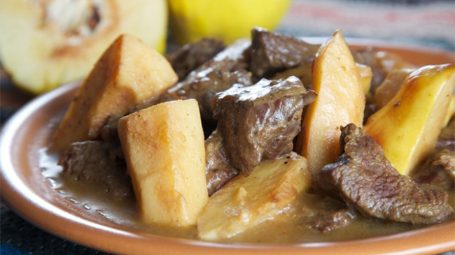 Reţeta zilei: Carne de vită cu gutuie