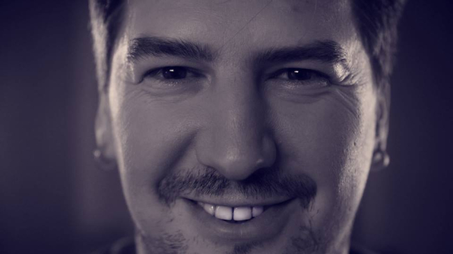 Nicu Ţărnă vrea să fie auzit de toată ţara, înjurând: Ipocriţilor!