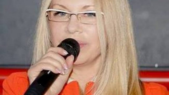 Ludmila Bălan, emoţionată la vederea unei fotografii cu ea din anii ’90