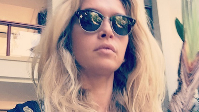 Стало известно, с кем Вера Брежнева отдыхает в Таиланде