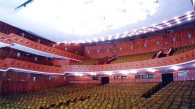 Что приготовили столичные театры на февраль?