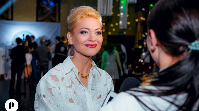 Gloria Gorceag își împarte dragostea. Află cu cine!