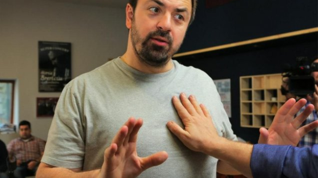 Horia Brenciu, în pat cu o altă femeie: "Jur că nu ştiu cine e domnişoara"