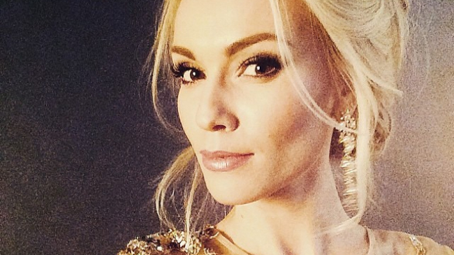 Olia Tira a avut un mic accident la semifinala Eurovision 2015