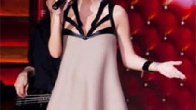 Беременная Кети Топурия отказалась от одежды для беременных