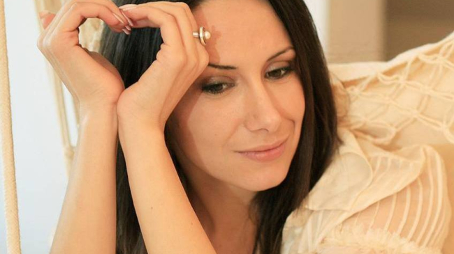 Aşa a nascut-o Nata Albot pe Sonia acasă, în cada cu apă