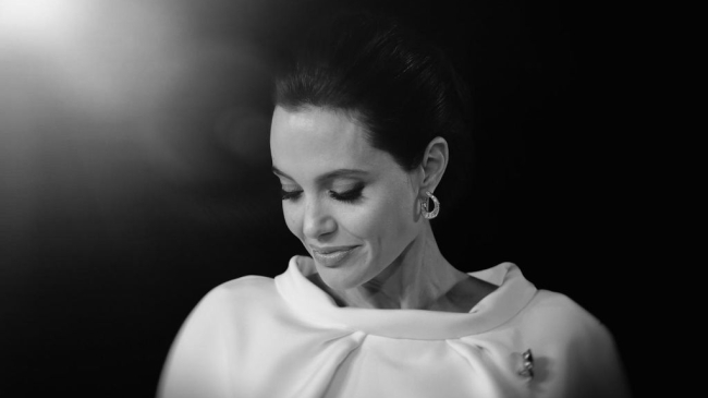 Анджелина Джоли об операции: если бы не мой муж и дети, я бы сломалась