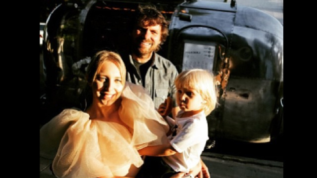 Знай наших! Молдаване угощают американцев вкуснейшими пирожками!