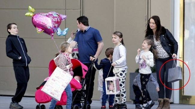 O englezoaică a făcut 11 copii pentru a primi beneficii de la stat