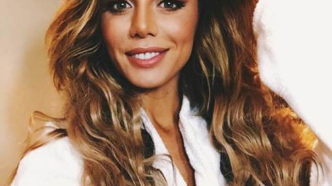 Почему Анна Седокова отказывает олигархам