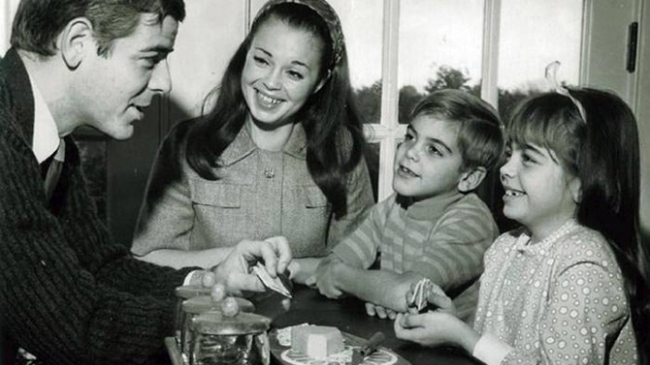 20 архивных фото детей и подростков, которые не подозревали, что станут мировыми знаменитостями