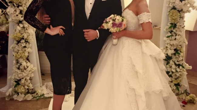 Un artist de la noi s-a casatorit cu fiica unui fost deputat! FOTO