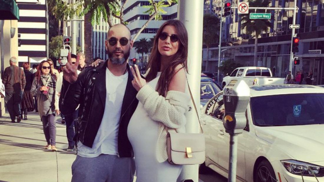 Беременная Кети Топурия улетела рожать в Америку?