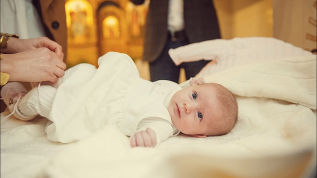 Ana Ciorici... uimită de ochii Emiliei