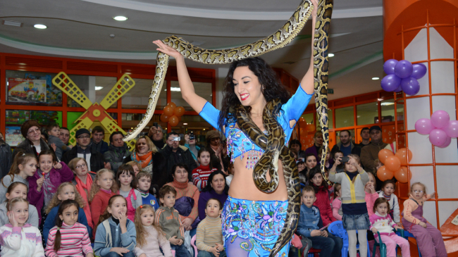 Pe 25 ianuarieBaby Hall şi-a sărbătorit Ziua de naştere!