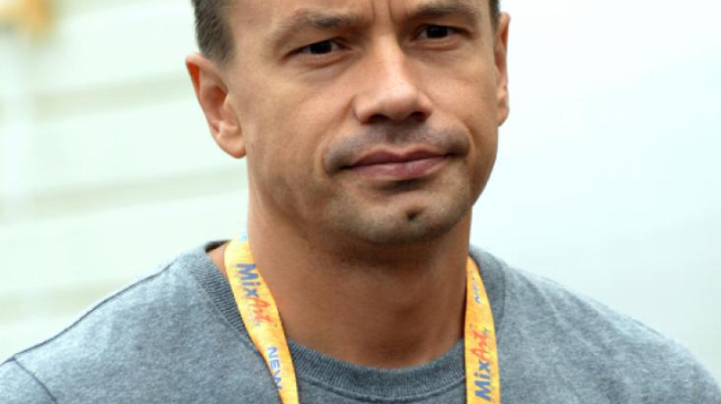 Бывшую жену Алексея Серова и его дочь объявили в федеральный розыск