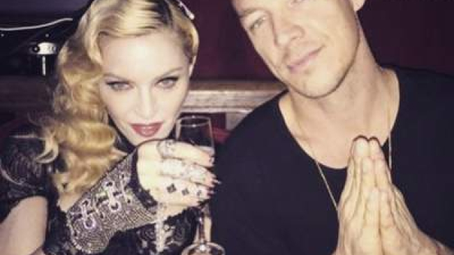 Мадонна опубликовала фото своего нового парня