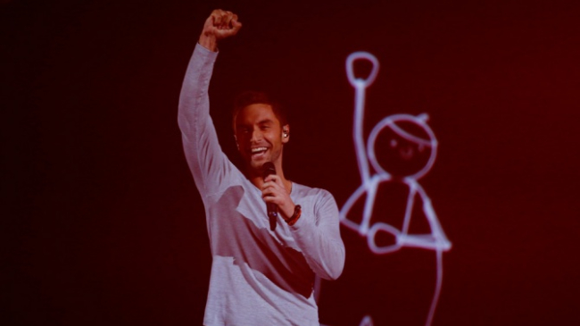 В Сеть попали гей-фото победителя «Евровидения»