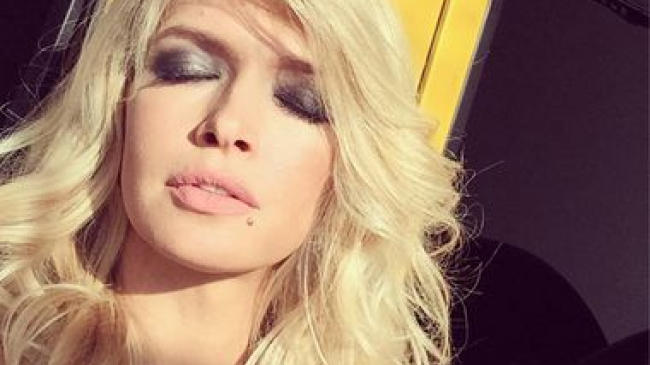 Вера Брежнева показала младшую дочь Сару (фото)