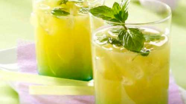 Limonadă cu ghimbir și mentă