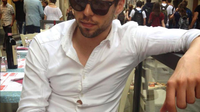 Fosta vedetă a fotbalului moldovenesc muncește la unul dintre magazinele Dolce&Gabbana